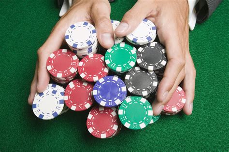 how to play poker casino chips